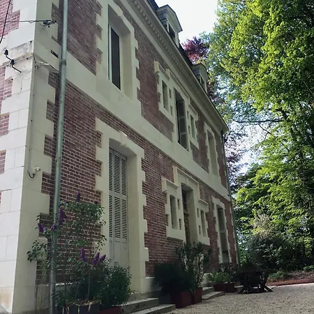 Chateau De La Francoisiere *